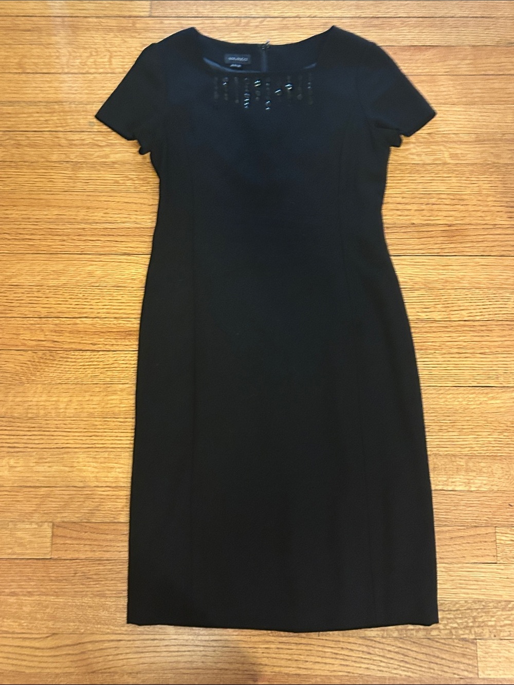 Vintage Black Short-Sleeve Midi Sheath Dress with Neckline Embellishment Size